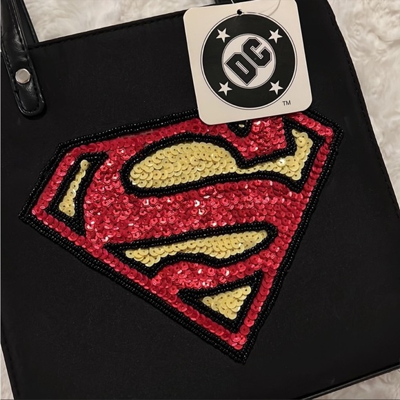 Dc Comics Purse by Animations with Superman Logo in Sequins NWT 🔥 - Picture 4 of 11